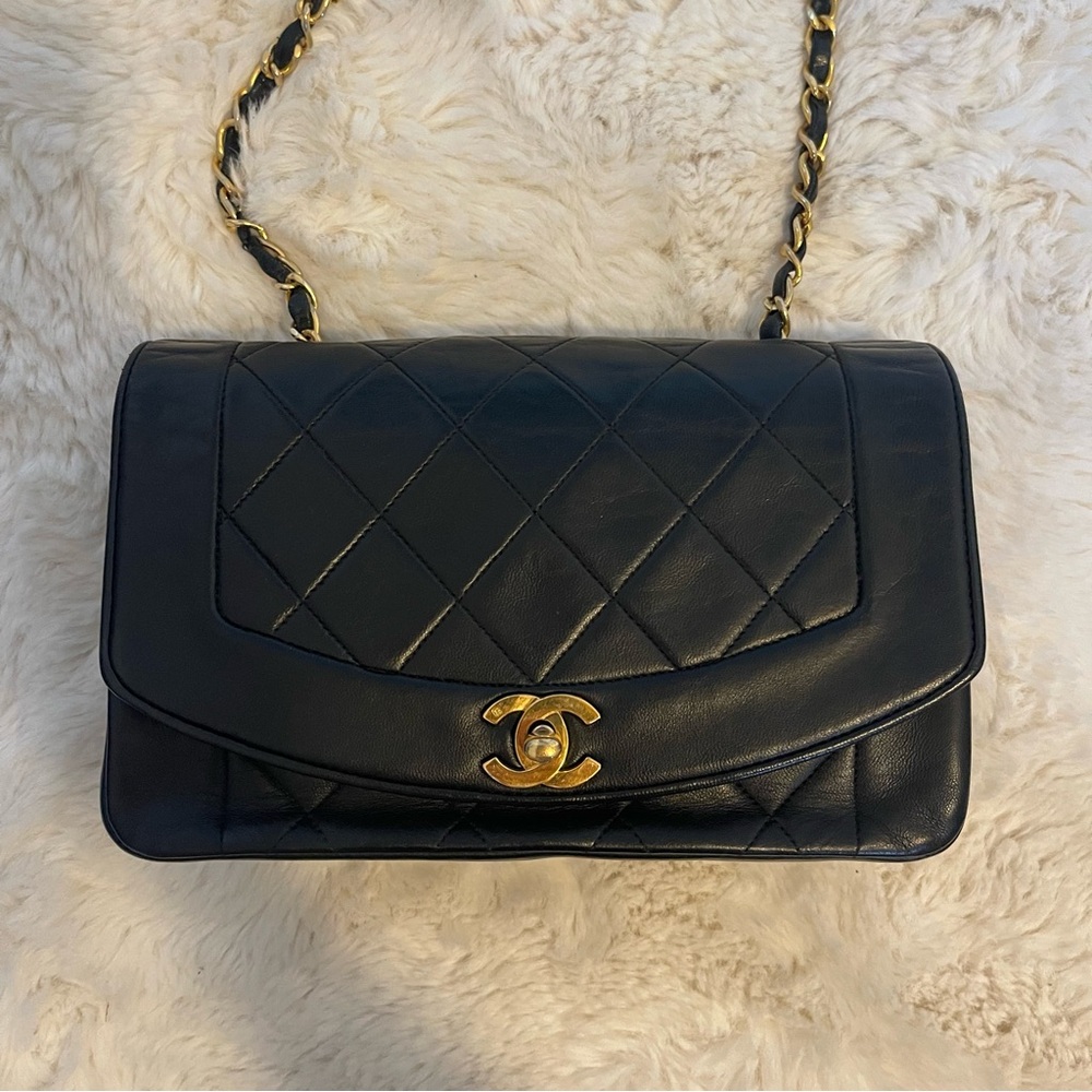 Chanel Diana Small